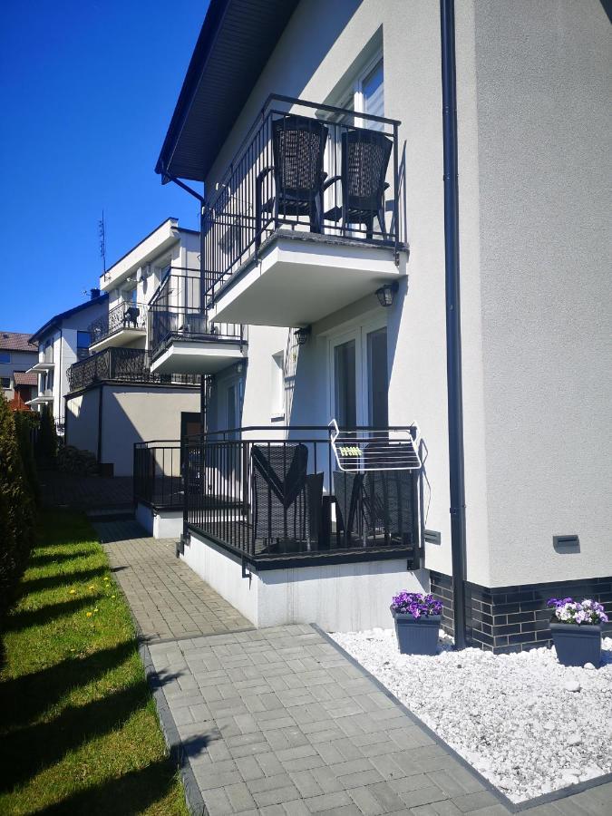 Bryant - Pokoje & Apartamenty Wladyslawowo Exterior photo